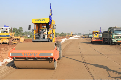 Ngành xây dựng bứt phá giữa thách thức