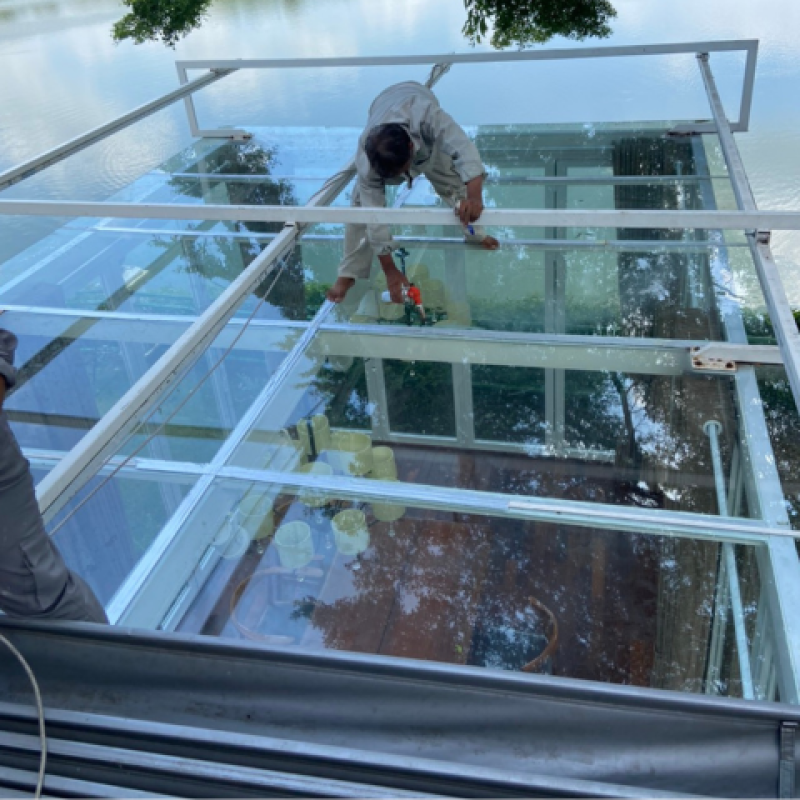 Mái kính lấy nắng cho biệt thự nghỉ dưỡng